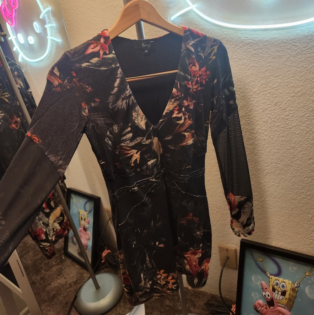 💝💝💝Sky Women’s Floral V-Neck Long Sleeve Dress - Black/Grey 💝💝💝